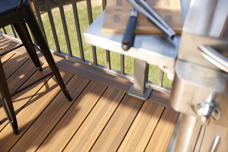 Aluminum railing on a deck